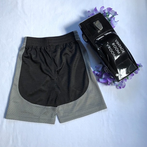 Reebok NWOT Performance Outfit For Boys 6 - Picture 5 of 6